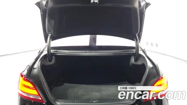 Hyundai Equus — фото 20