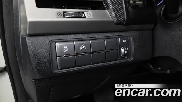 KG_Mobility_Ssangyong Rexton — фото 28