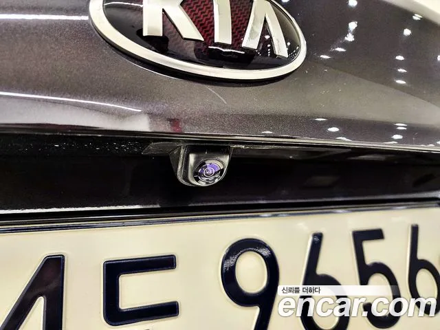 Kia K9 — фото 5