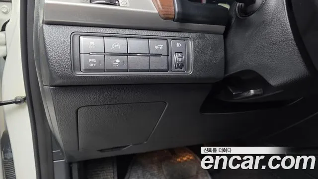 KG_Mobility_Ssangyong Rexton — фото 28