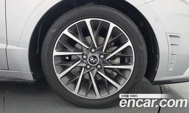 Hyundai Sonata — фото 21