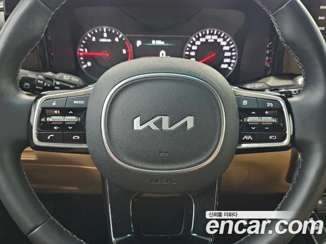 Kia Sorento — фото 12