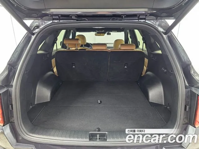 Kia Sorento — фото 18
