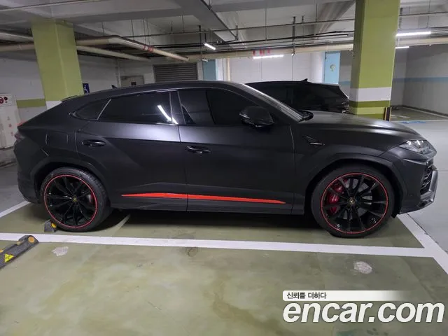 Lamborghini Urus — фото 3