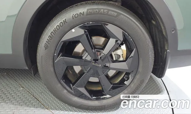 Kia Sorento — фото 21