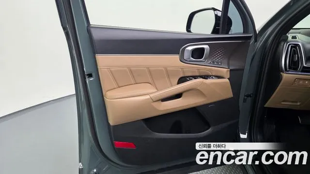 Kia Sorento — фото 24