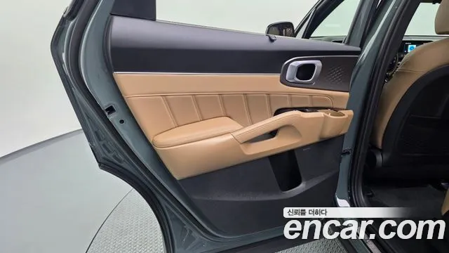 Kia Sorento — фото 25