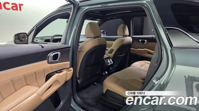 Kia Sorento — фото 26
