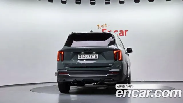 Kia Sorento — фото 4