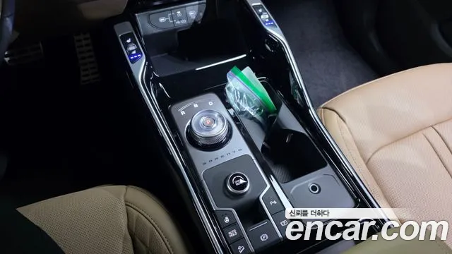Kia Sorento — фото 9