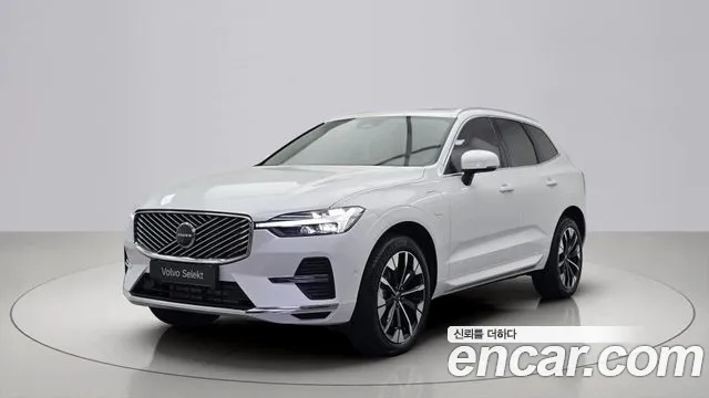 Volvo XC60 — фото 1