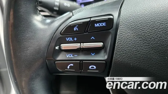 Hyundai Avante — фото 16