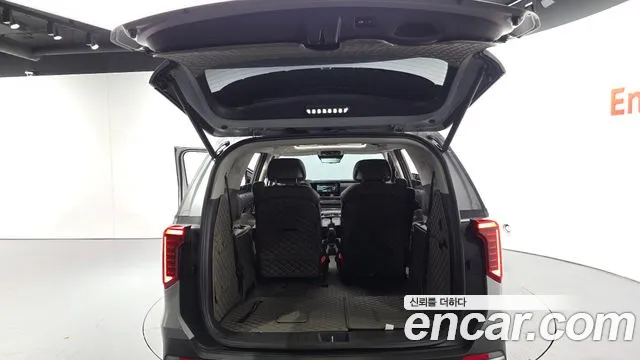 Kia Carnival — фото 18