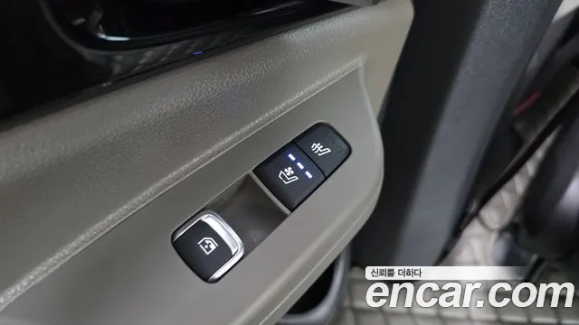 Kia Carnival — фото 29