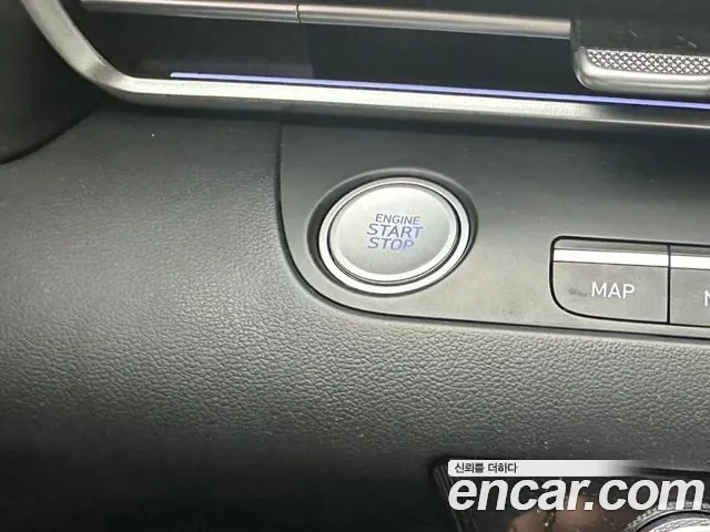 Hyundai Avante — фото 18