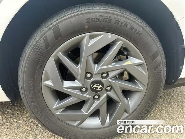 Hyundai Avante — фото 6