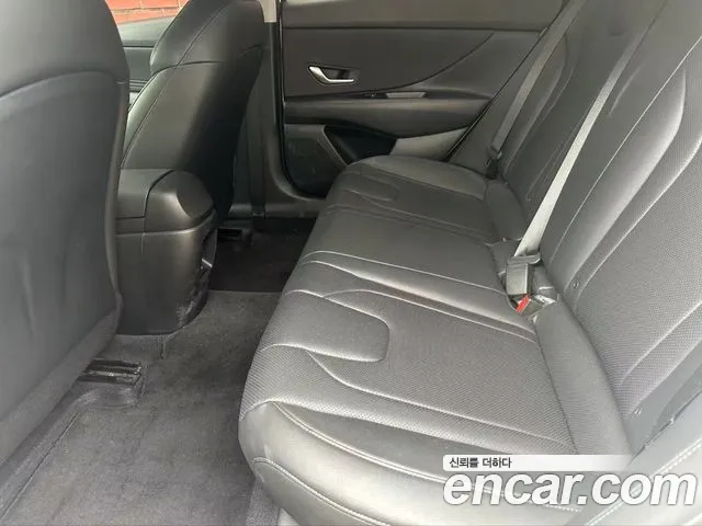 Hyundai Avante — фото 10
