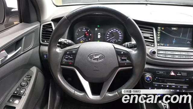 Hyundai Tucson — фото 13