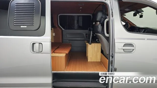 Hyundai Starex — фото 11