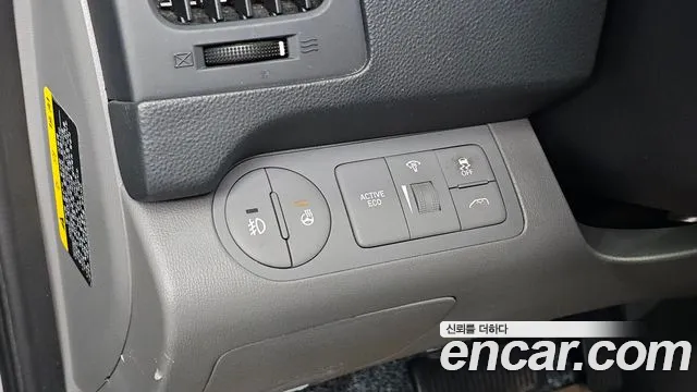 Hyundai Starex — фото 14