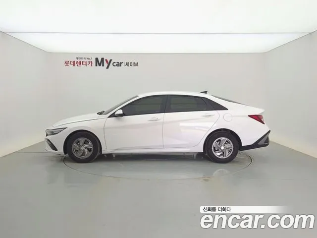 Hyundai Avante — фото 2