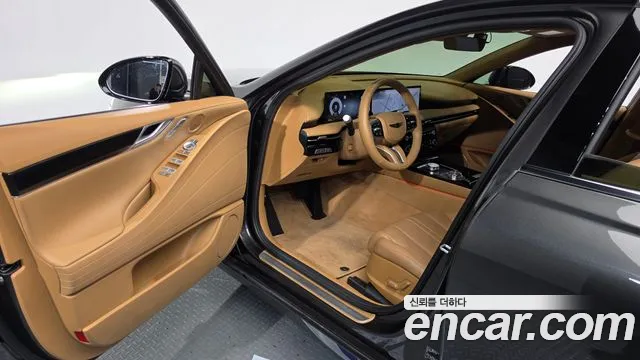 Genesis G80 — фото 10