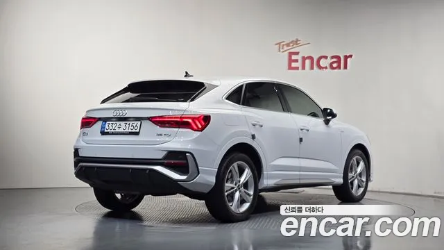 Audi Q3 — фото 2