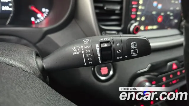 Kia Sorento — фото 16