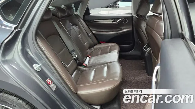 Hyundai Grandeur — фото 11