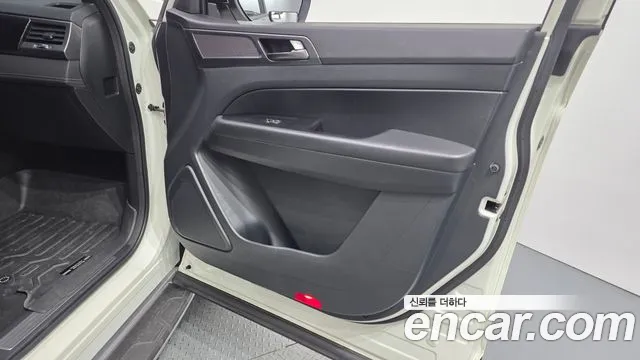 KG_Mobility_Ssangyong Rexton — фото 24