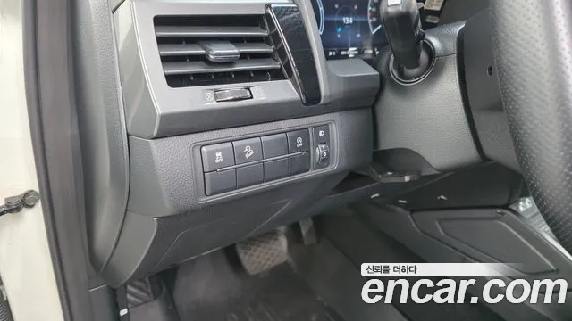 KG_Mobility_Ssangyong Rexton — фото 27