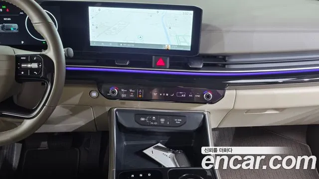 Kia Carnival — фото 14