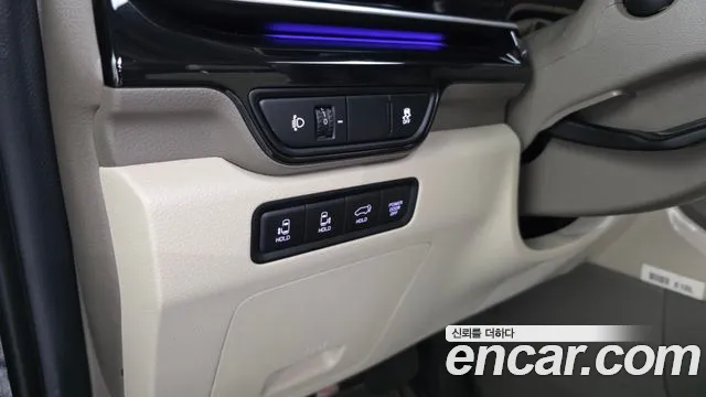 Kia Carnival — фото 29
