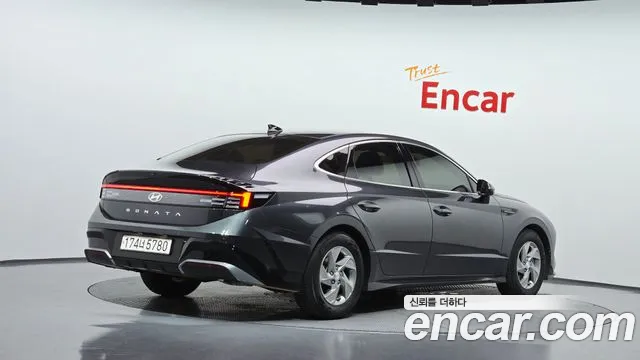 Hyundai Sonata — фото 2