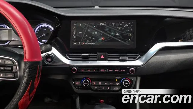 Kia Niro — фото 14