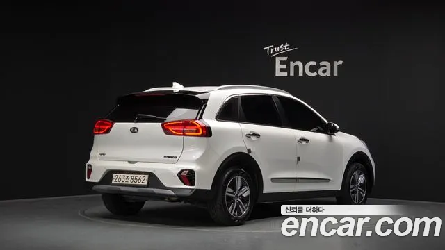 Kia Niro — фото 2