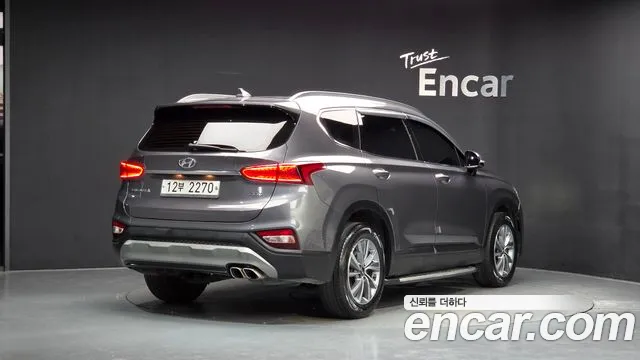 Hyundai Santa Fe — фото 1