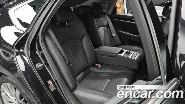 Genesis G80 — фото 11