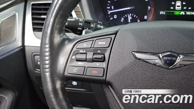 Genesis G80 — фото 16