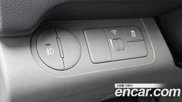 Hyundai Starex — фото 15