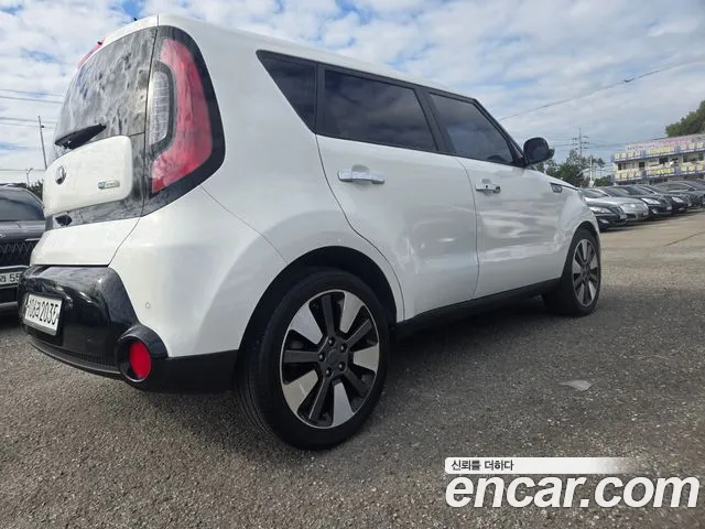 Kia Soul — фото 4