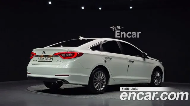 Hyundai Sonata — фото 2
