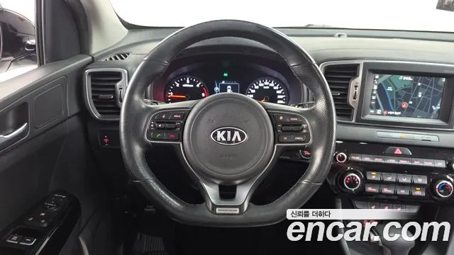 Kia Sportage — фото 11
