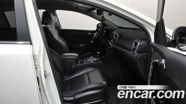 Kia Sportage — фото 26