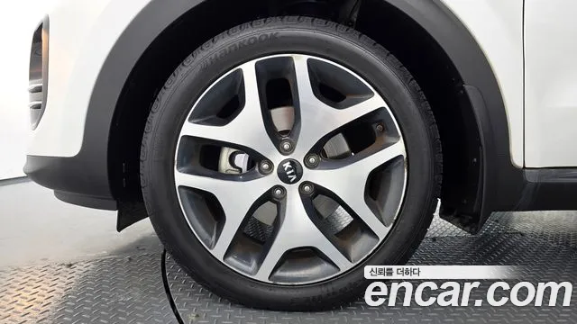 Kia Sportage — фото 4