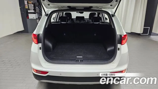 Kia Sportage — фото 17