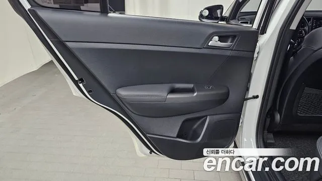 Kia Sportage — фото 25