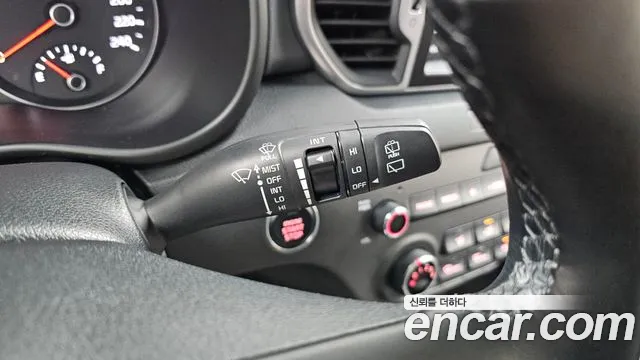 Kia Sportage — фото 27