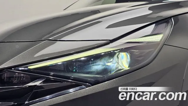 Hyundai Avante — фото 22