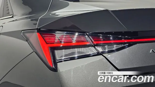 Hyundai Avante — фото 23